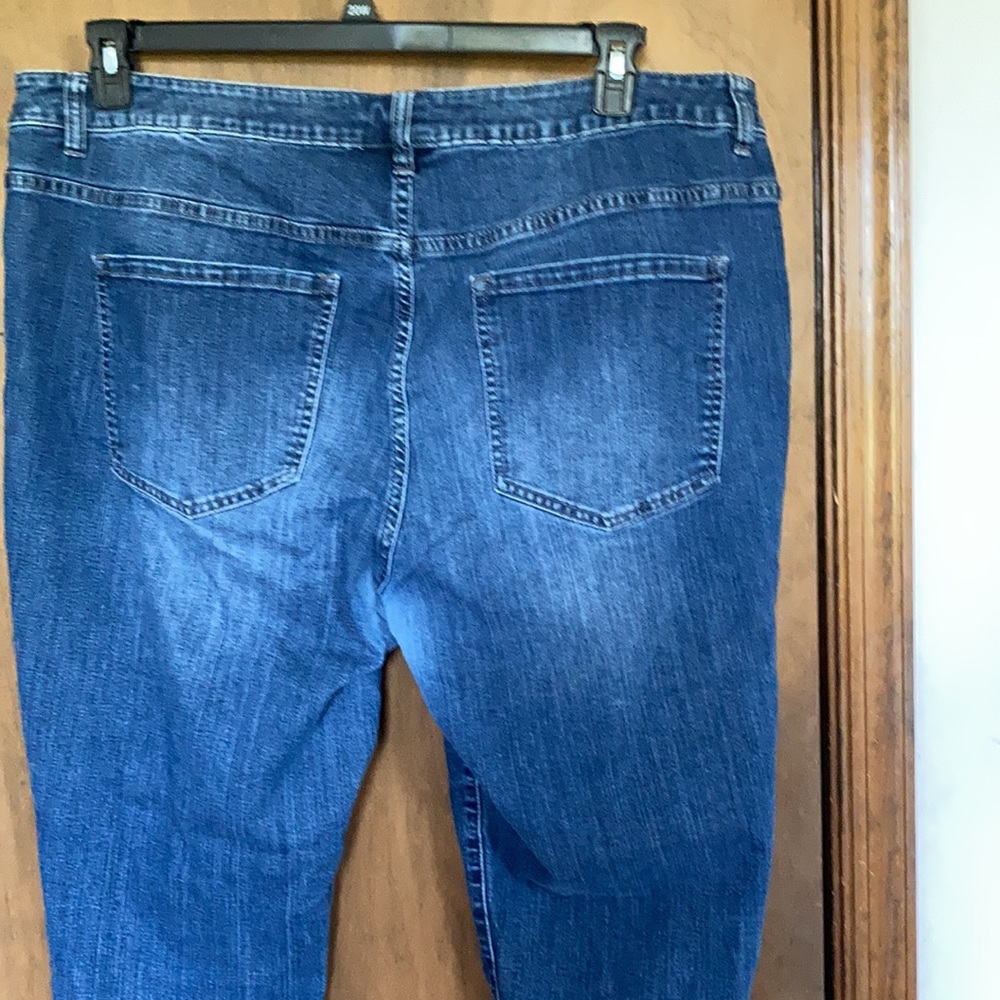 Venezia distressed jean with stretch size 26 S - Picture 14 of 16